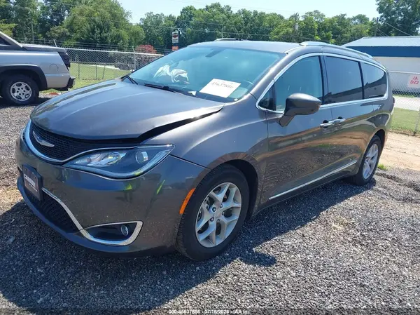 2C4RC1EG7JR293090 2018 CHRYSLER PACIFICA - Image 2
