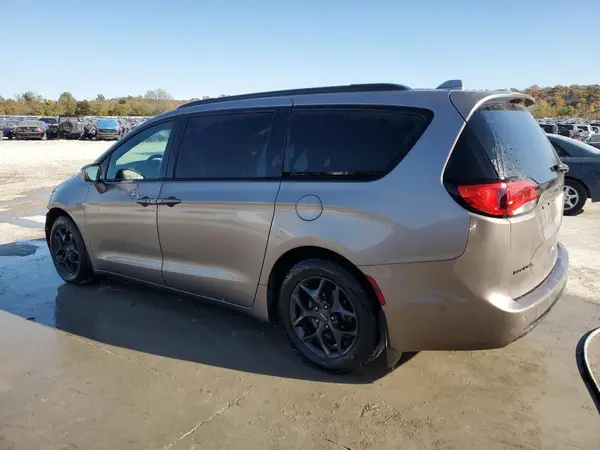 2C4RC1EG7JR293803 2018 CHRYSLER PACIFICA - Image 2