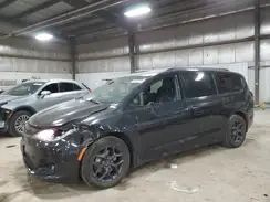 2C4RC1EG7JR306498 2018 CHRYSLER PACIFICA