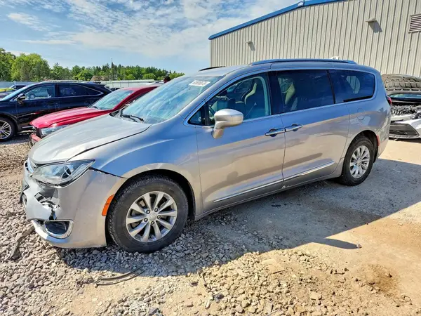 2C4RC1EG7JR316819 2018 CHRYSLER PACIFICA - Image 1