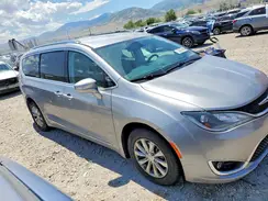 2C4RC1EG7JR330347 2018 CHRYSLER PACIFICA