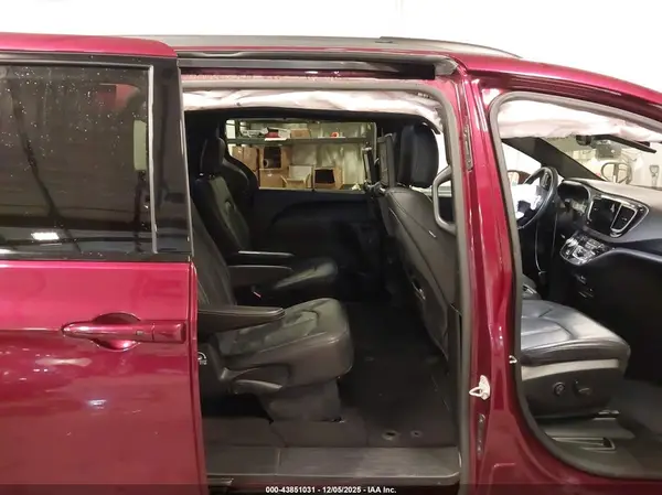 2C4RC1EG7JR332650 2018 CHRYSLER PACIFICA - Image 8