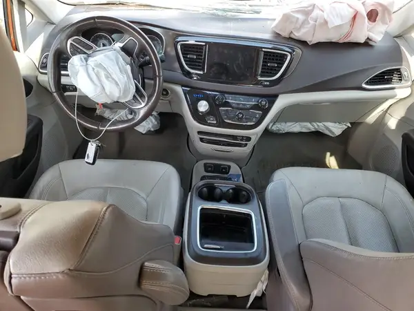 2C4RC1EG7JR339615 2018 CHRYSLER PACIFICA - Image 8