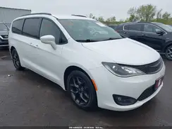 2C4RC1EG7JR351635 2018 CHRYSLER PACIFICA