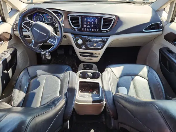2C4RC1EG7JR352381 2018 CHRYSLER PACIFICA - Image 8