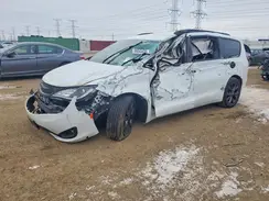 2C4RC1EG7JR356592 2018 CHRYSLER PACIFICA