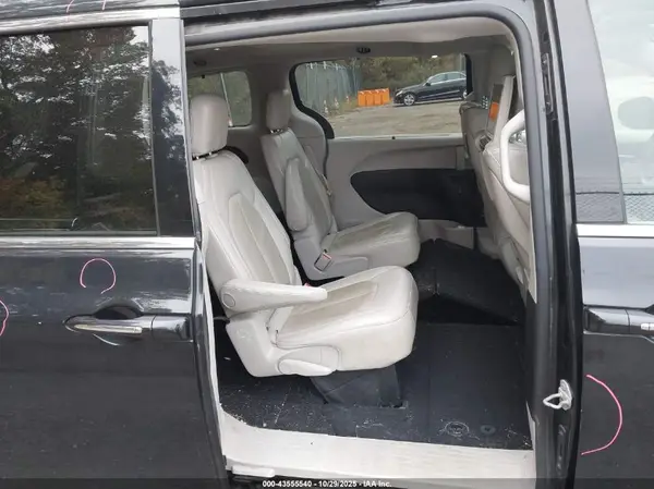 2C4RC1EG7KR525608 2019 CHRYSLER PACIFICA - Image 8