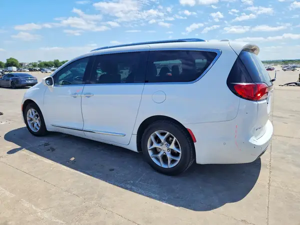 2C4RC1EG7KR549956 2019 CHRYSLER PACIFICA - Image 2
