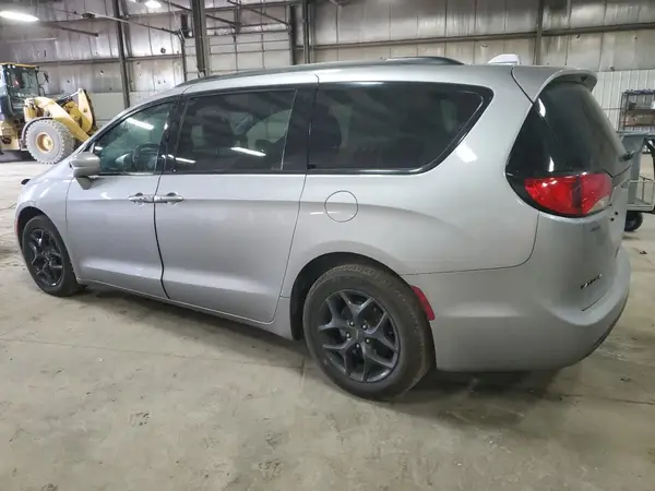 2C4RC1EG7KR575506 2019 CHRYSLER PACIFICA - Image 2