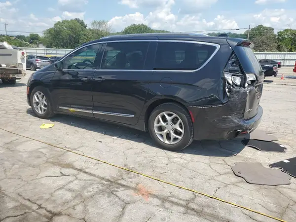 2C4RC1EG7KR588269 2019 CHRYSLER PACIFICA - Image 2