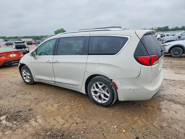 2C4RC1EG7KR588367 2019 CHRYSLER PACIFICA - Image 2