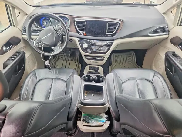 2C4RC1EG7KR588367 2019 CHRYSLER PACIFICA - Image 8