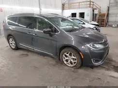 2C4RC1EG7KR590183 2019 CHRYSLER PACIFICA