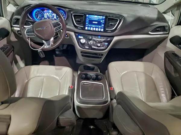 2C4RC1EG7KR590376 2019 CHRYSLER PACIFICA - Image 8