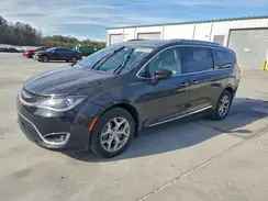 2C4RC1EG7KR604860 2019 CHRYSLER PACIFICA