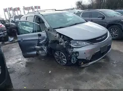 2C4RC1EG7KR629001 2019 CHRYSLER PACIFICA