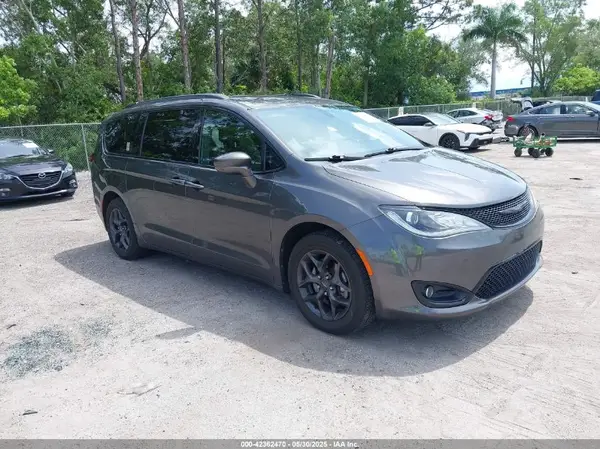 2C4RC1EG7KR715554 2019 CHRYSLER PACIFICA - Image 1