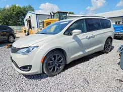 2C4RC1EG7KR746612 2019 CHRYSLER PACIFICA