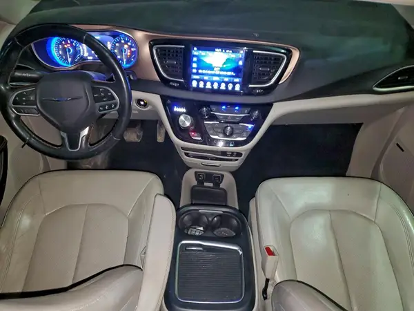 2C4RC1EG8HR506381 2017 CHRYSLER PACIFICA - Image 8