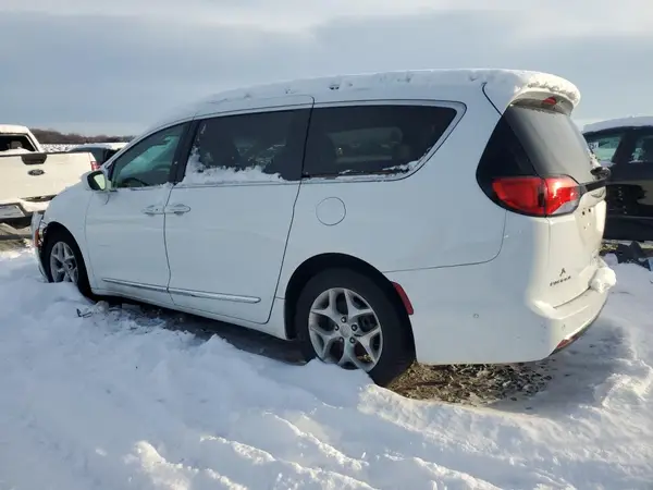 2C4RC1EG8HR513993 2017 CHRYSLER PACIFICA - Image 2