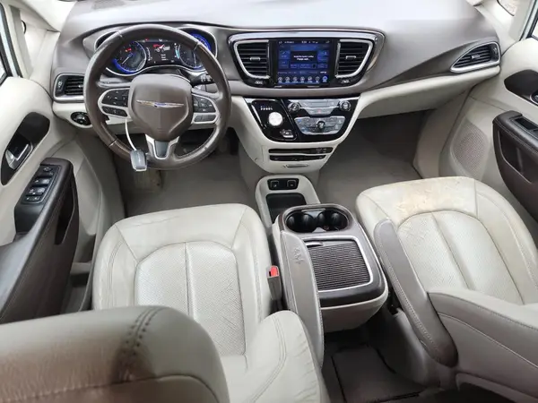 2C4RC1EG8HR534133 2017 CHRYSLER PACIFICA - Image 8