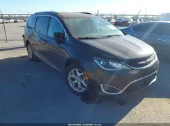 2C4RC1EG8HR538179 2017 CHRYSLER PACIFICA