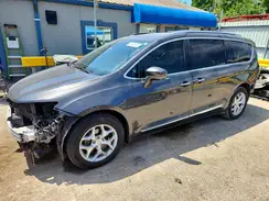 2C4RC1EG8HR538649 2017 CHRYSLER PACIFICA