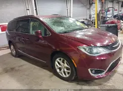 2C4RC1EG8HR551045 2017 CHRYSLER PACIFICA