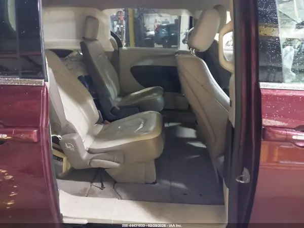 2C4RC1EG8HR551045 2017 CHRYSLER PACIFICA - Image 8