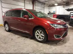 2C4RC1EG8HR560344 2017 CHRYSLER PACIFICA