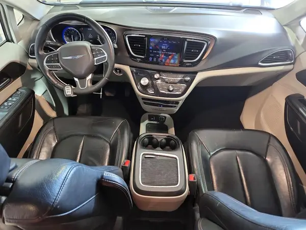 2C4RC1EG8HR570873 2017 CHRYSLER PACIFICA - Image 8