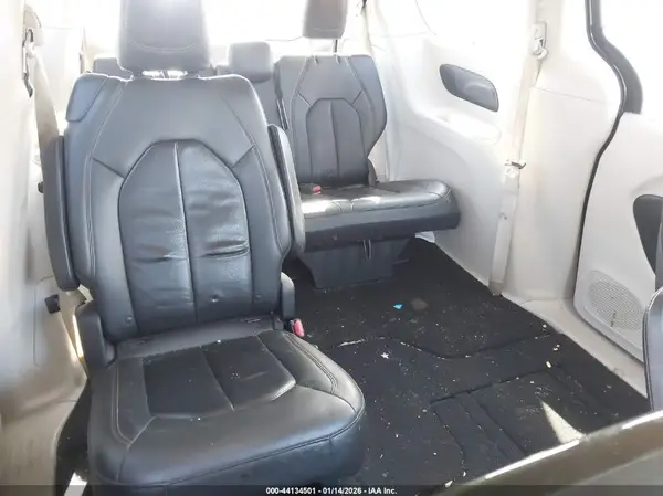 2C4RC1EG8HR577466 2017 CHRYSLER PACIFICA - Image 8
