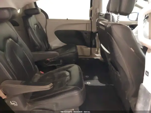 2C4RC1EG8HR578455 2017 CHRYSLER PACIFICA - Image 8