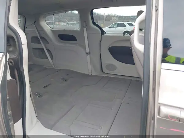 2C4RC1EG8HR585020 2017 CHRYSLER PACIFICA - Image 8