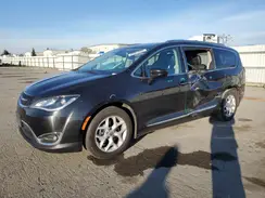 2C4RC1EG8HR593537 2017 CHRYSLER PACIFICA