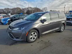 2C4RC1EG8HR599726 2017 CHRYSLER PACIFICA