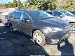 2C4RC1EG8HR614256 2017 CHRYSLER PACIFICA