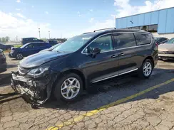 2C4RC1EG8HR614421 2017 CHRYSLER PACIFICA