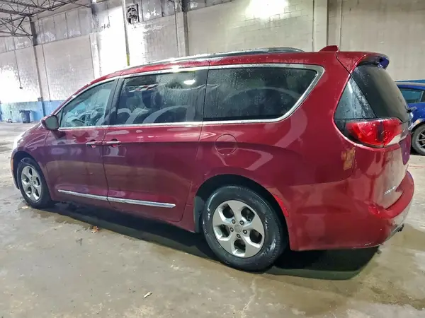 2C4RC1EG8HR628352 2017 CHRYSLER PACIFICA - Image 2