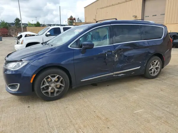 2C4RC1EG8HR633633 2017 CHRYSLER PACIFICA - Image 1