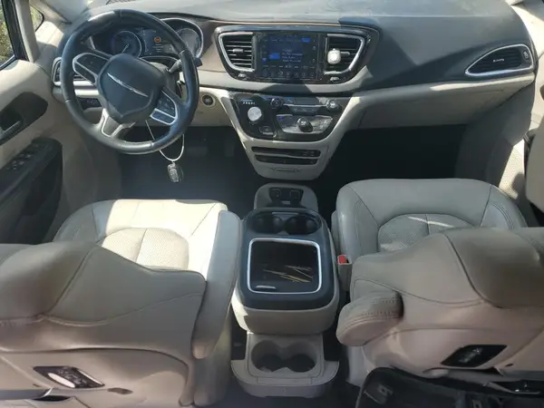 2C4RC1EG8HR637889 2017 CHRYSLER PACIFICA - Image 8