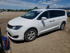 2C4RC1EG8HR644003 2017 CHRYSLER PACIFICA