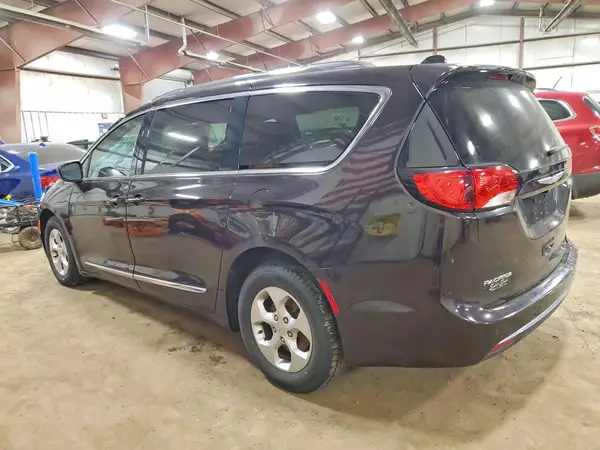 2C4RC1EG8HR644258 2017 CHRYSLER PACIFICA - Image 2