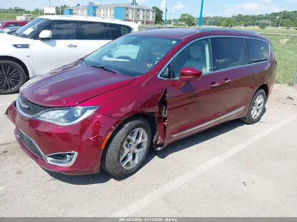 2C4RC1EG8HR653428 2017 CHRYSLER PACIFICA - Image 2