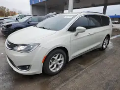 2C4RC1EG8HR653705 2017 CHRYSLER PACIFICA