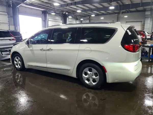 2C4RC1EG8HR659472 2017 CHRYSLER PACIFICA - Image 2