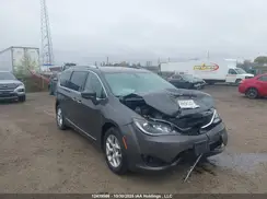 2C4RC1EG8HR694979 2017 CHRYSLER PACIFICA