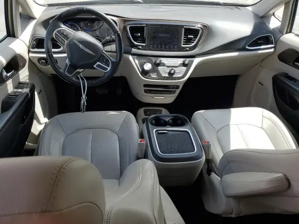 2C4RC1EG8HR721033 2017 CHRYSLER PACIFICA - Image 8