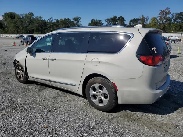 2C4RC1EG8HR722585 2017 CHRYSLER PACIFICA - Image 2