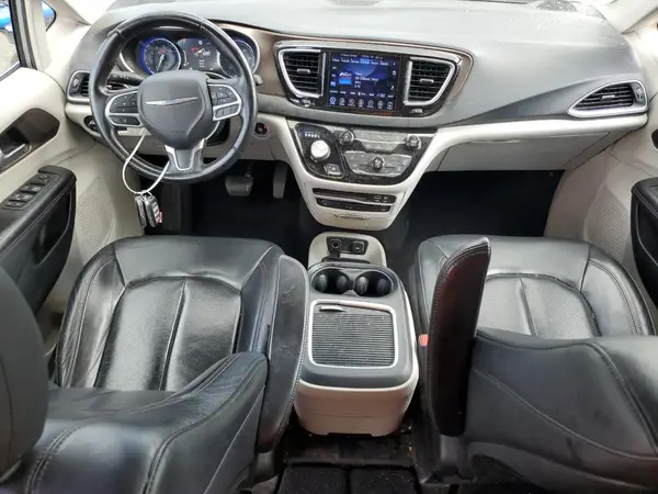 2C4RC1EG8HR757059 2017 CHRYSLER PACIFICA - Image 8